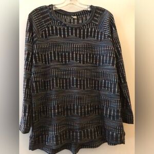 Beautiful Woven Sweater no brand tag. Size M